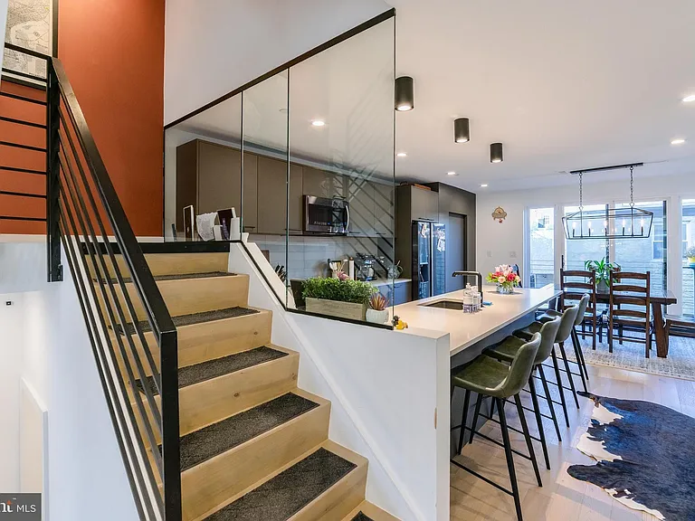 1705 Annin St — Photo 14