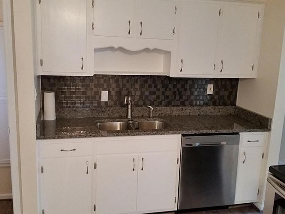5 - Kitchen