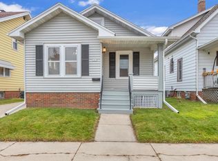 1415 Lenz Ct, Sheboygan, WI 53083