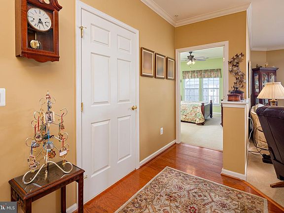 4th image of 8115 Yellow Pine Dr Unit L