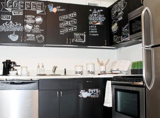 1420 Centre Ave #1806, Pittsburgh, PA 15219