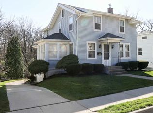 1546 Parkway St, Dubuque, IA 52001