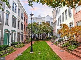 1029 5th St SE, Washington, DC 20003