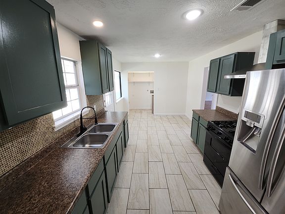 3rd image of 5053 Kiamesha Way