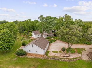 23883 Evans Rd, Tonganoxie, KS 66086