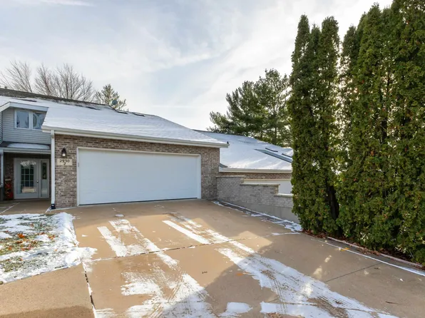 2930 Kane St APT 2, Dubuque, IA 52001