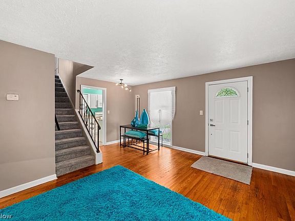 3rd image of 16011 Westview Ave