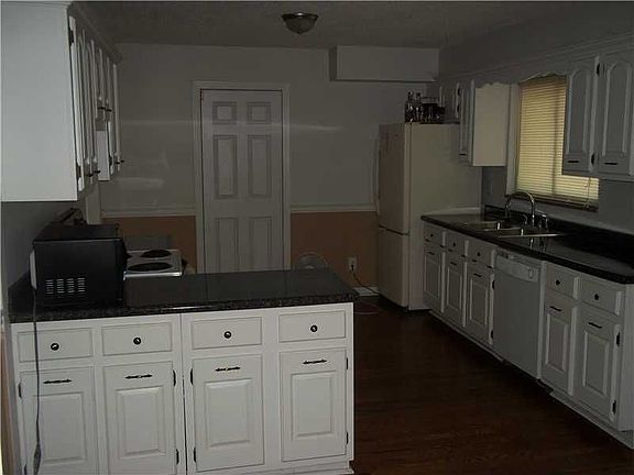 4th image of 4705 Kessler Blvd E Dr