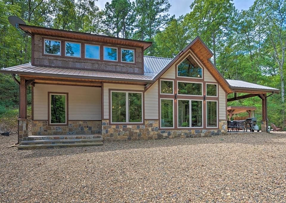 1st image of 367 Little Creek Ln