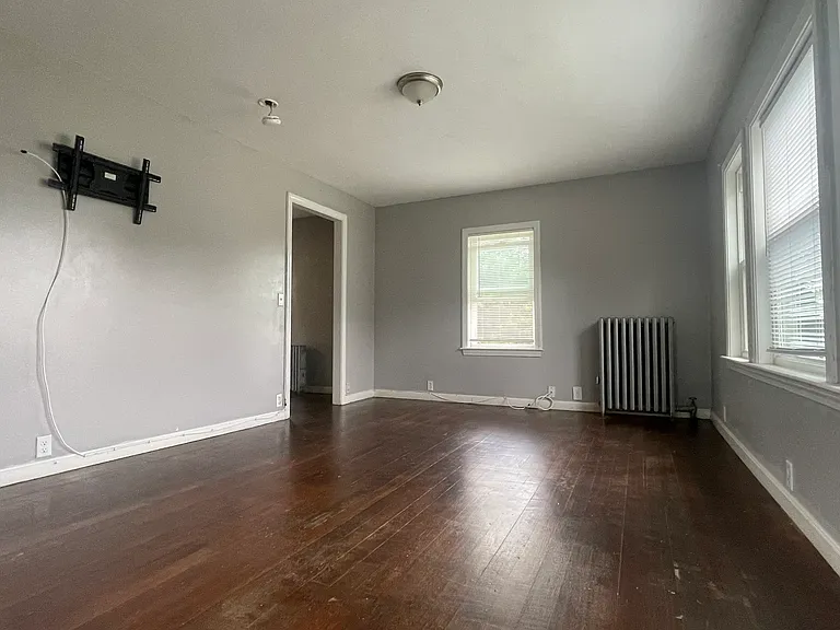 588 W Hartford Ave #2 — Photo 12