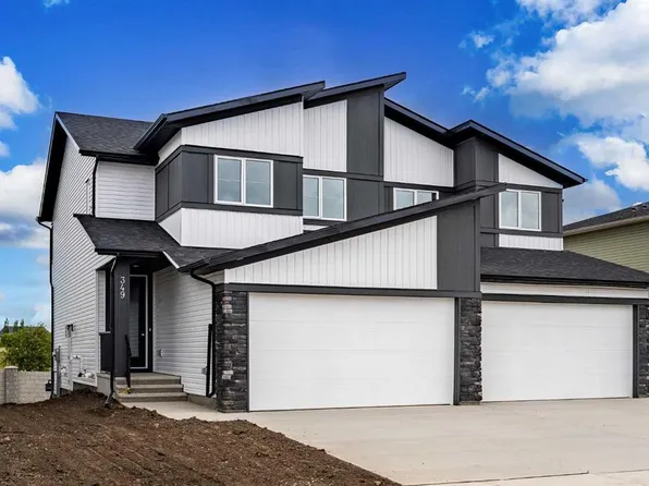 349 W Dawson Wharf Rd, Chestermere, AB T1X 2X2