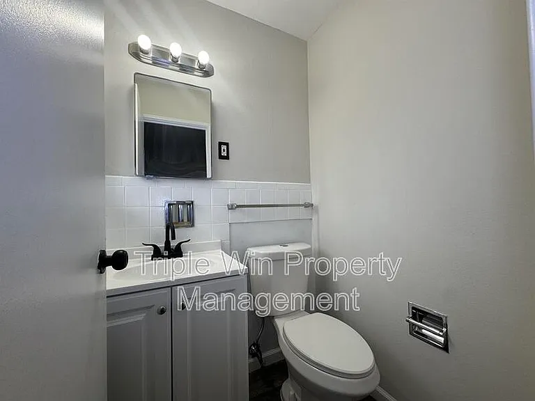 1105 Cheyenne Dr — Photo 25