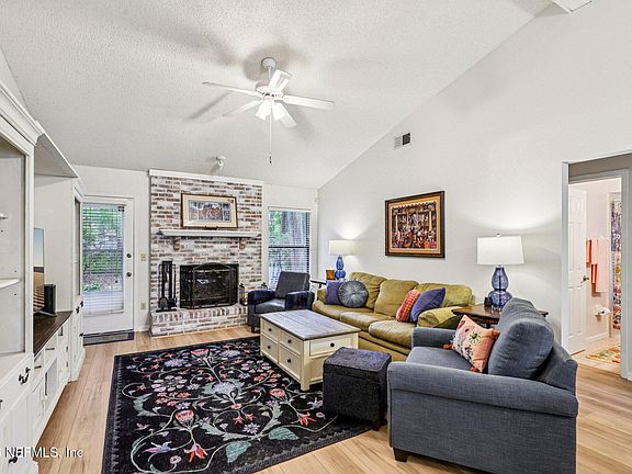 5th image of 4111 CRANSLEY Place