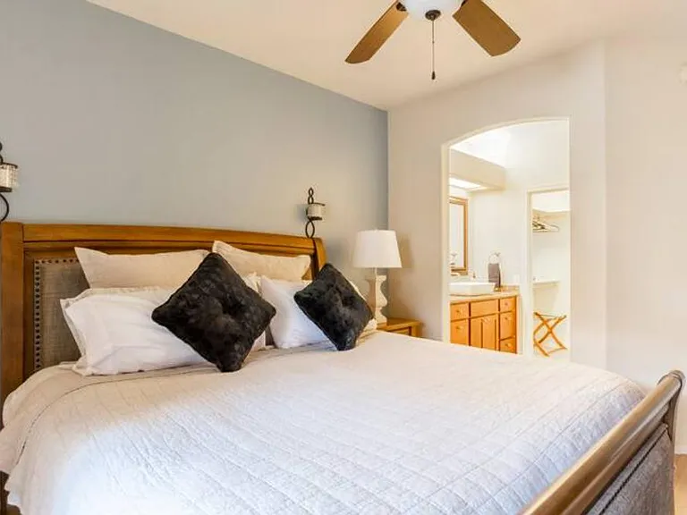 7050 E Sunrise Dr — Photo 16