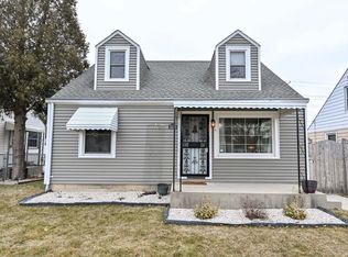 3322 N 77th St, Milwaukee, WI 53222