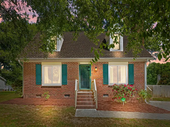 1305 Shakentown St, Knightdale, NC 27545