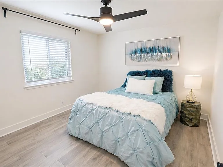 4602 Everest Ln — Photo 11
