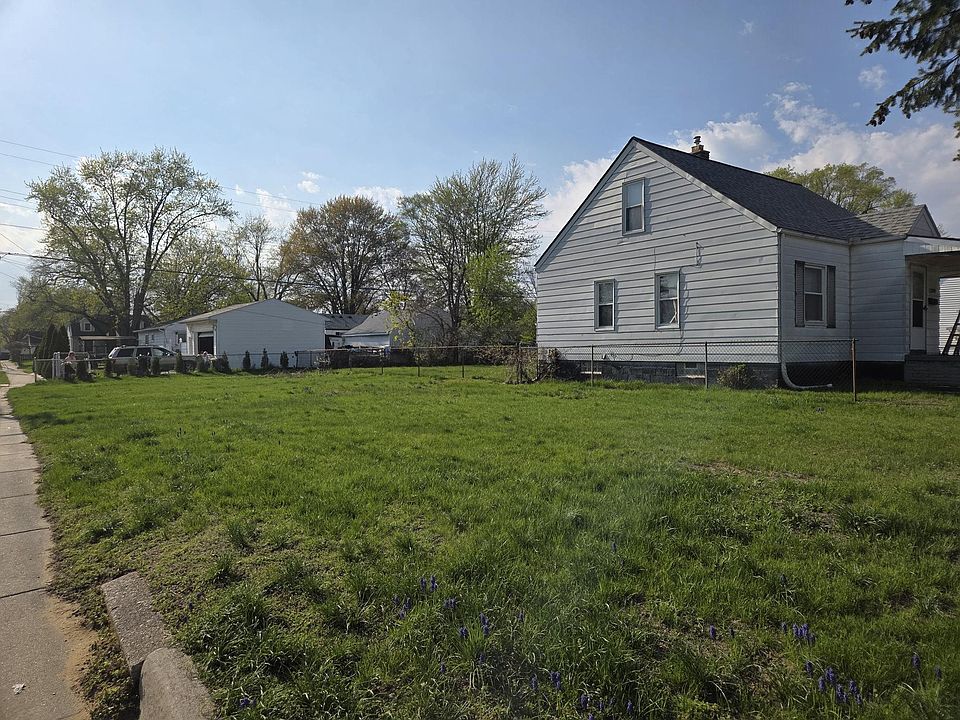 1st image of 21409 Panama St