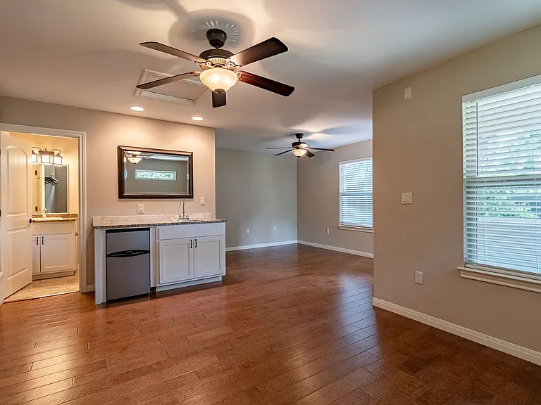 2217 Holly St — Photo 21