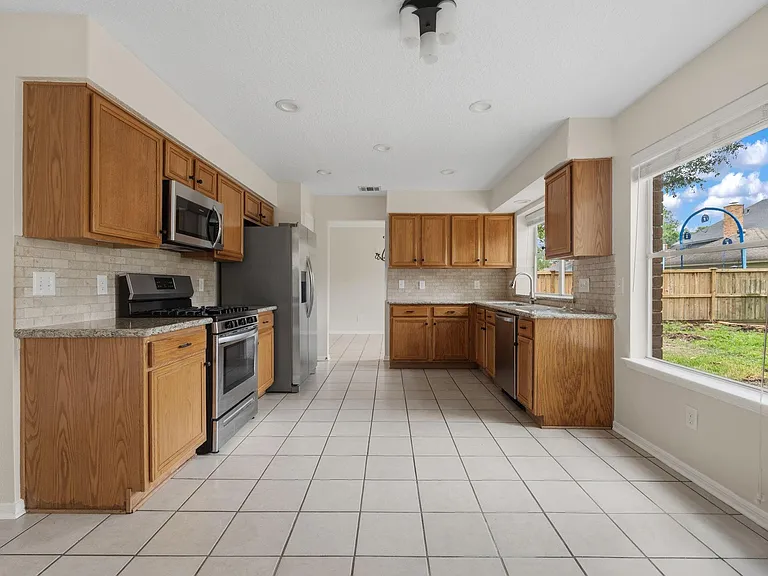 5819 Forest Timbers Dr — Photo 9