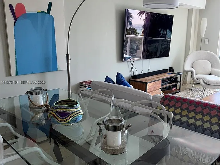 2457 Collins Ave #405 — Photo 7