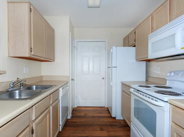 Waterford at Goldmark