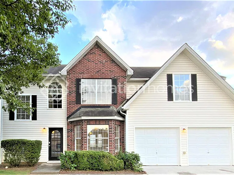 3563 Creekview Dr — Photo 1