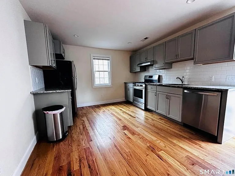 31 Brainerd Rd #B — Photo 1