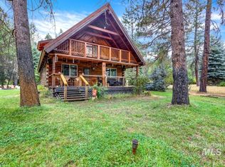 749 S Middle Fork Rd, Garden Valley, ID 83622