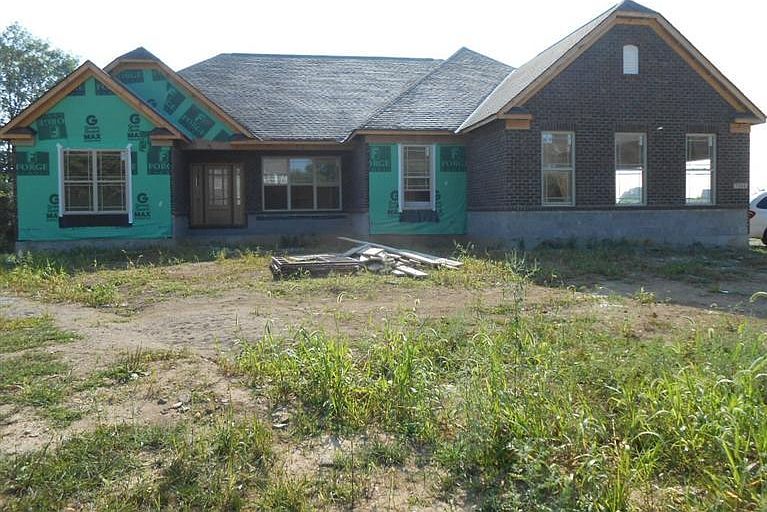 1st image of 7444 Silver Lake Dr