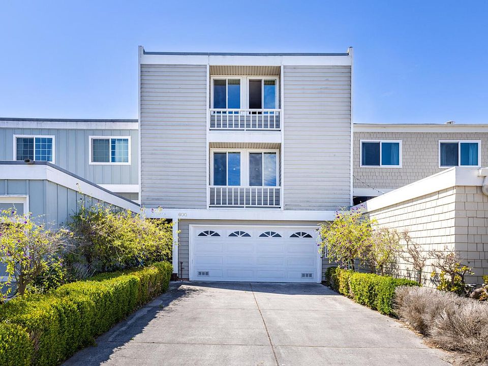 1st image of 600 Port Dr
