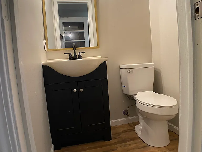 134 Oldham Ave — Photo 7