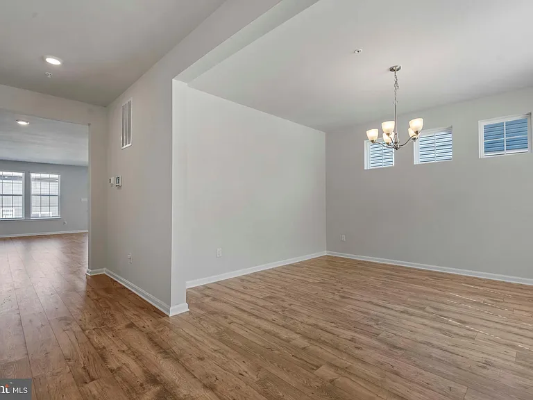 5713 Haller Pl — Photo 5
