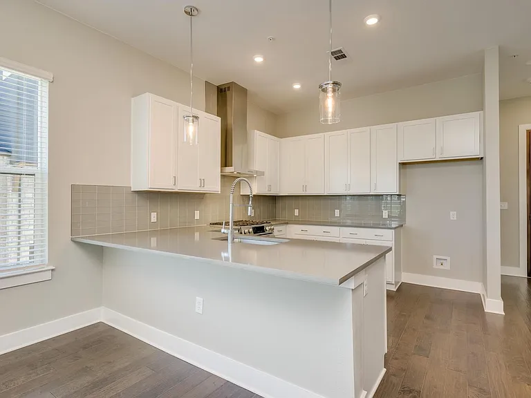 4325 Jackson Ave #2105 — Photo 20