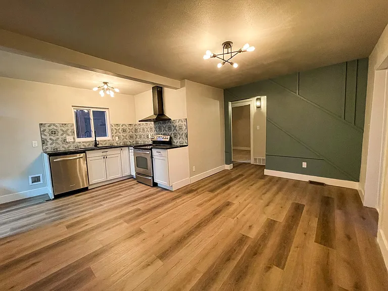 704 Cooper Ave #A — Photo 4