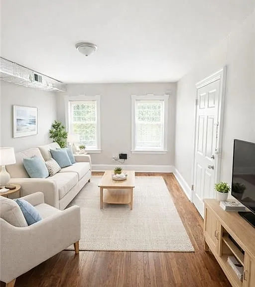 422 Pawtucket Ave #2 — Photo 3