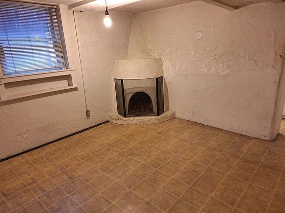 3rd image of 840 N Emerson St #6