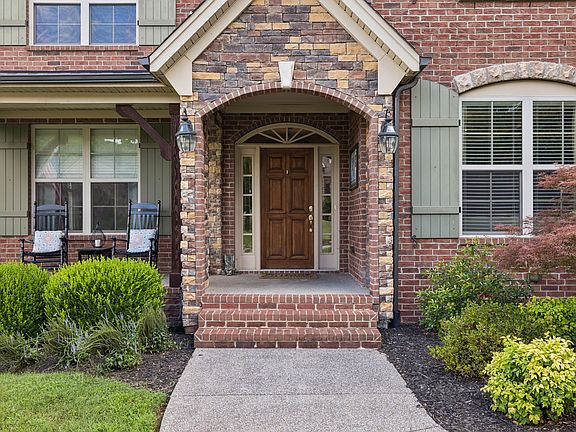 3rd image of 7005 Marwood Dr