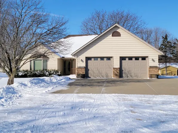 215 Girgen Dr, Vermillion, MN 55085