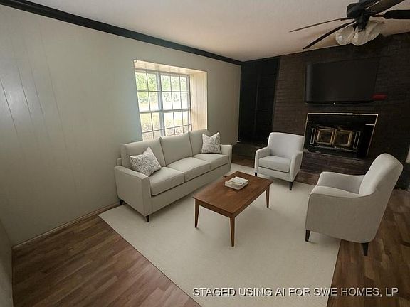 4th image of 447 Plum Creek Rd