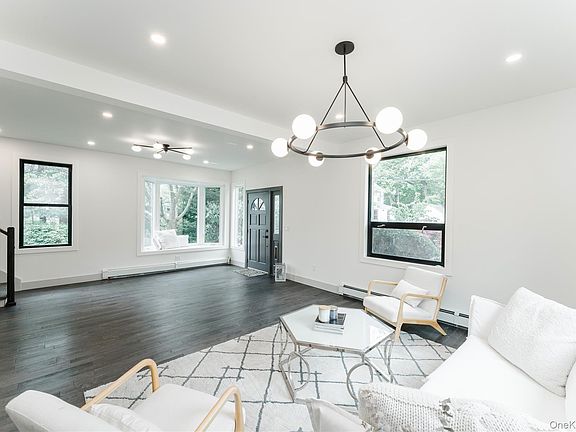 4th image of 21 Mackey Avenue