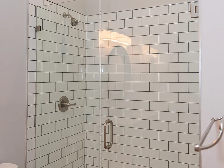 100 W Union St #1APT-300 — Photo 16