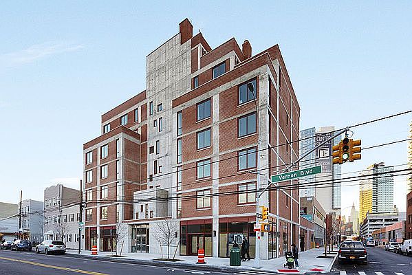 1st image of 4604 Vernon Blvd #3C