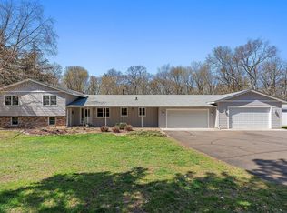 602 Gilbert Rd, Hudson, WI 54016