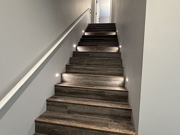 5th image of 788 Patrick Ave