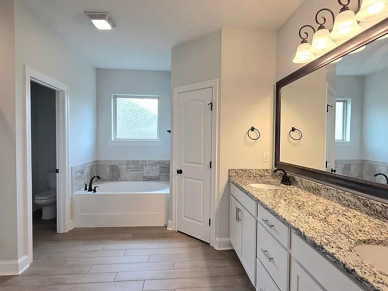 7004 Spring Gardens Dr — Photo 22
