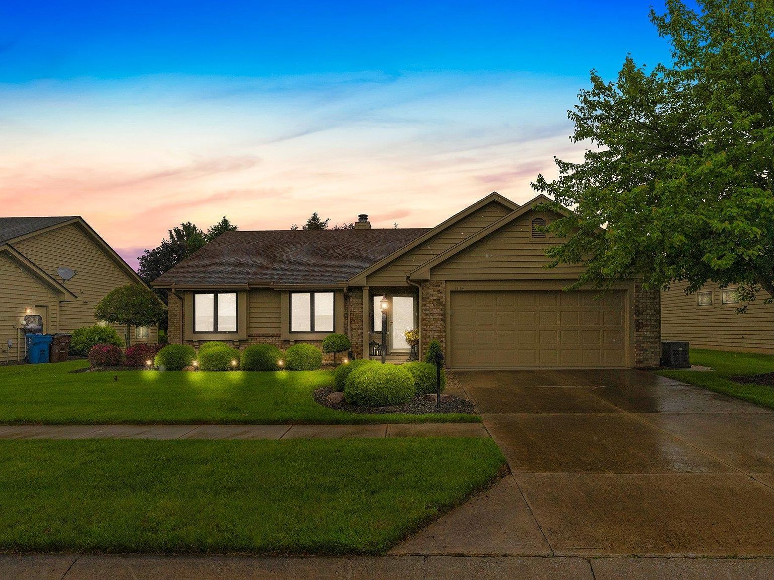 1114 Packard Pl, Auburn, IN 46706 | Zillow