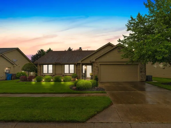 1114 Packard Pl, Auburn, IN 46706