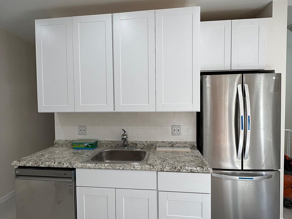 1st image of 179A Bay 25th St Unit 1