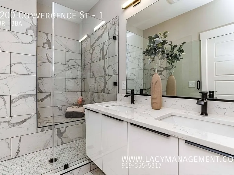 4200 Convergence St #1 — Photo 19